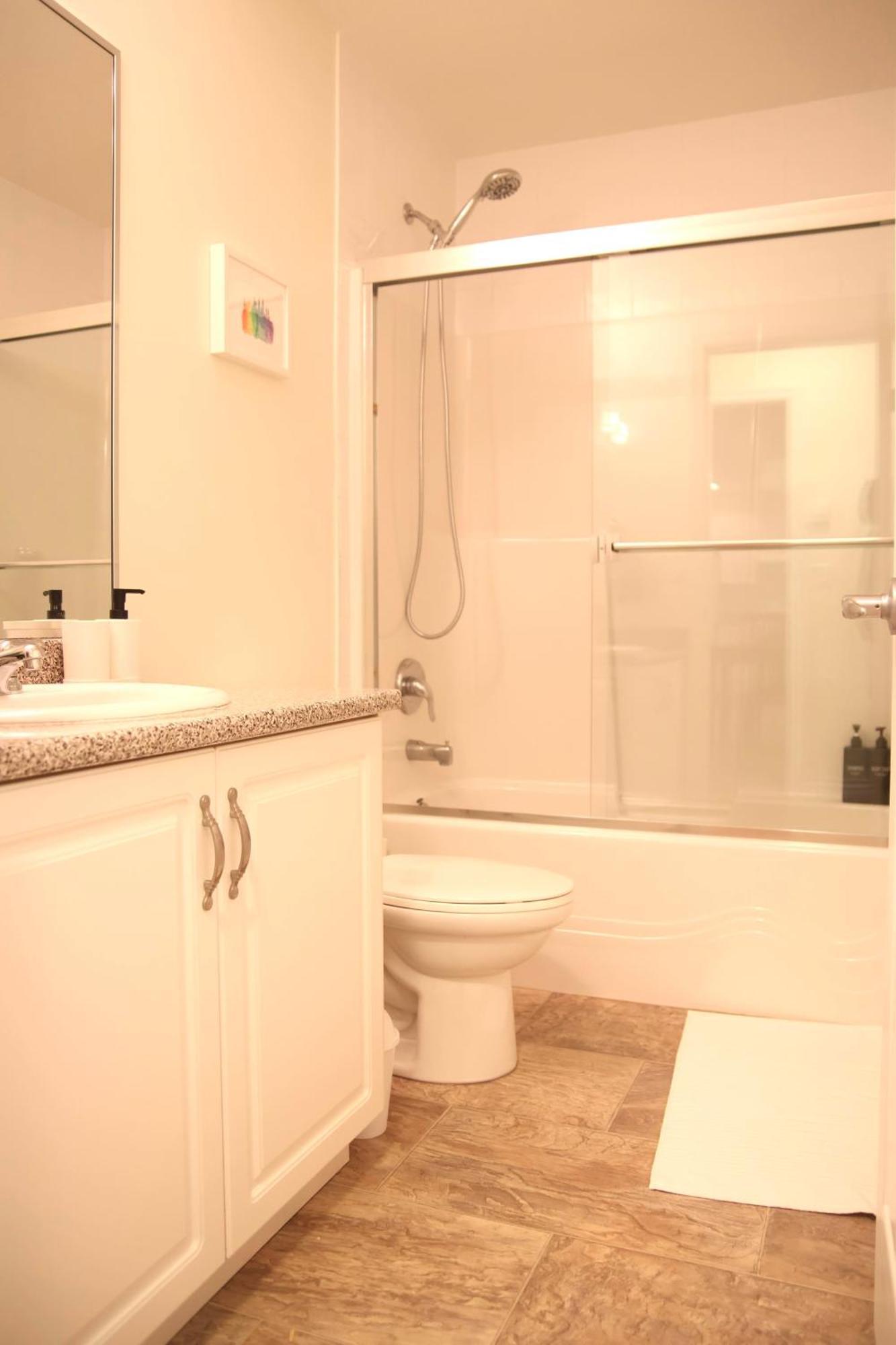 A Private Suite In Port Moody Eksteriør billede